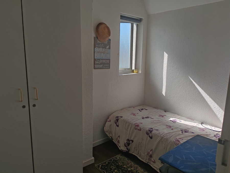 To Let 2 Bedroom Property for Rent in West Beach Western Cape